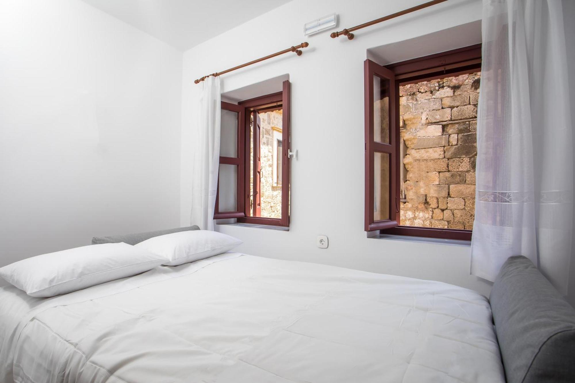 Villa Alexandras Stone House Rhodes City Esterno foto